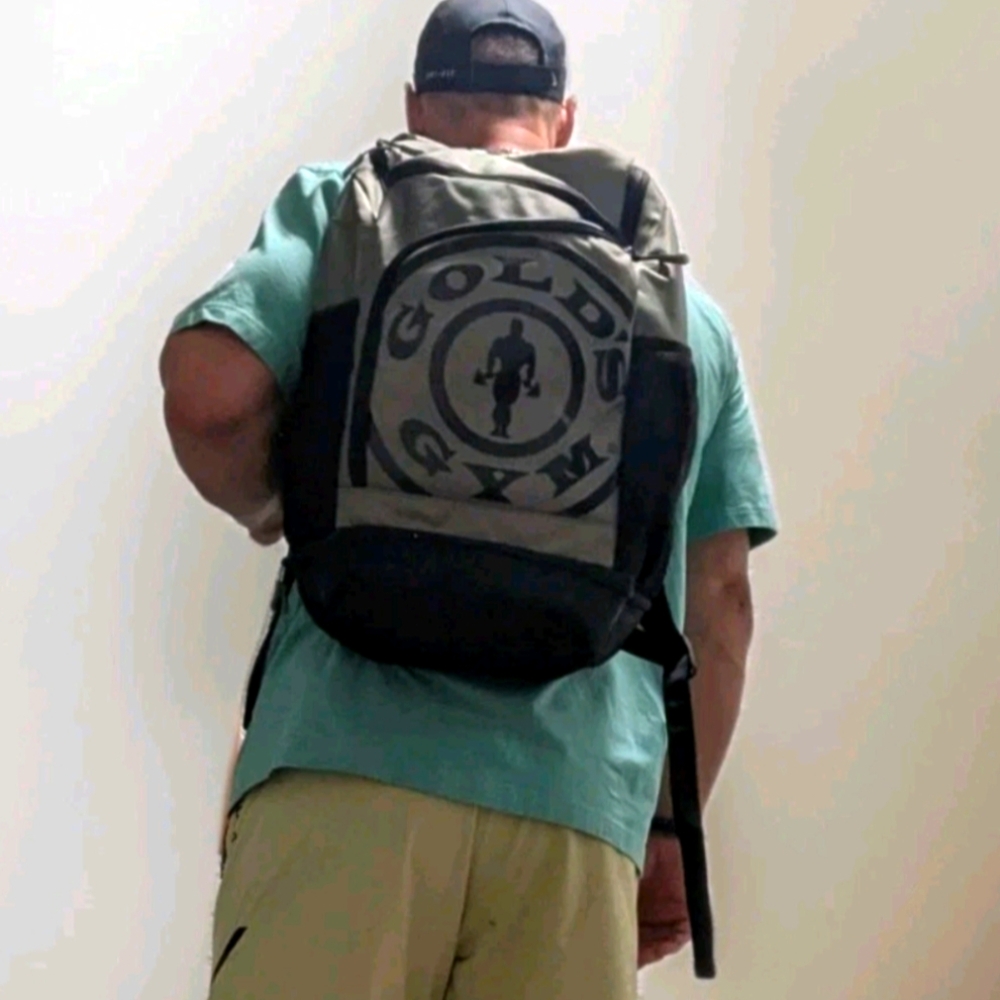 Men Bodybuilder Gold's Gym Black and Gray Backpack L